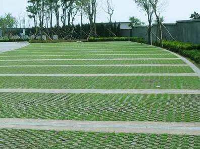 草坪砖有哪些优点？停车场可以铺设草坪砖吗？